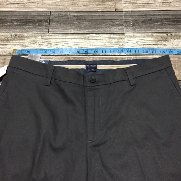 Dockers Signature Khaki Straight Fit Pants Men’s 38x30 Gray Lux Cotton Stretch - Picture 4 of 9